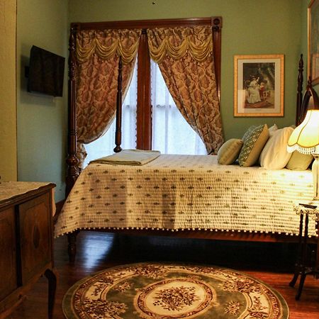 Woodbine Inn And Restaurant Madisonville Εξωτερικό φωτογραφία