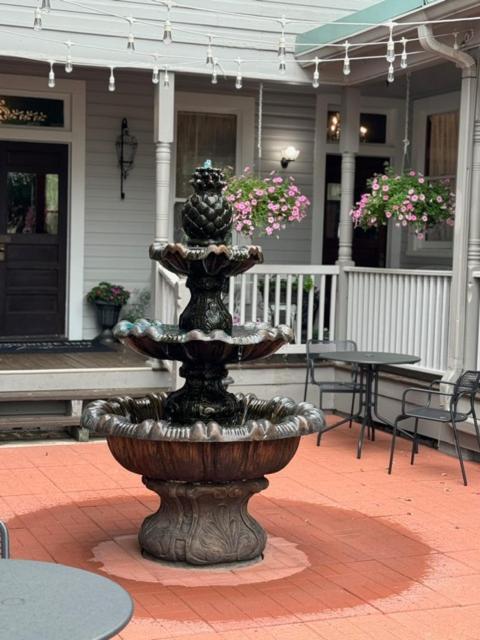 Woodbine Inn And Restaurant Madisonville Εξωτερικό φωτογραφία