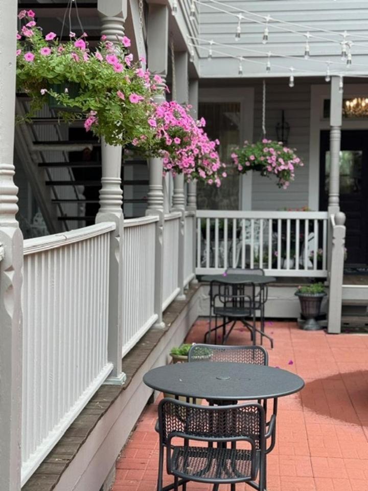 Woodbine Inn And Restaurant Madisonville Εξωτερικό φωτογραφία